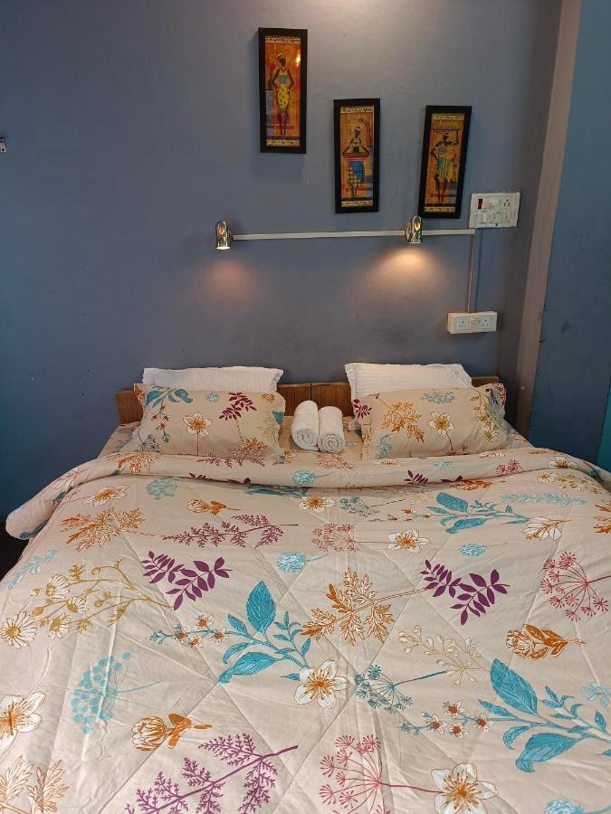 Banaras Rest House Varanasi Exteriör bild